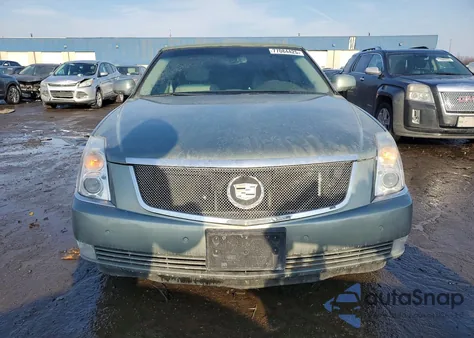 2006 Cadillac Dts z USA, uszkodzony, nr VIN 1G6KD57YX6U122925
